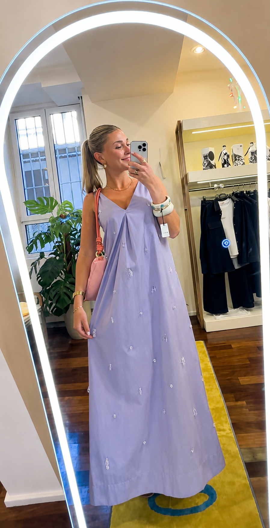 Kleid mit Applikationen Lila Jijil