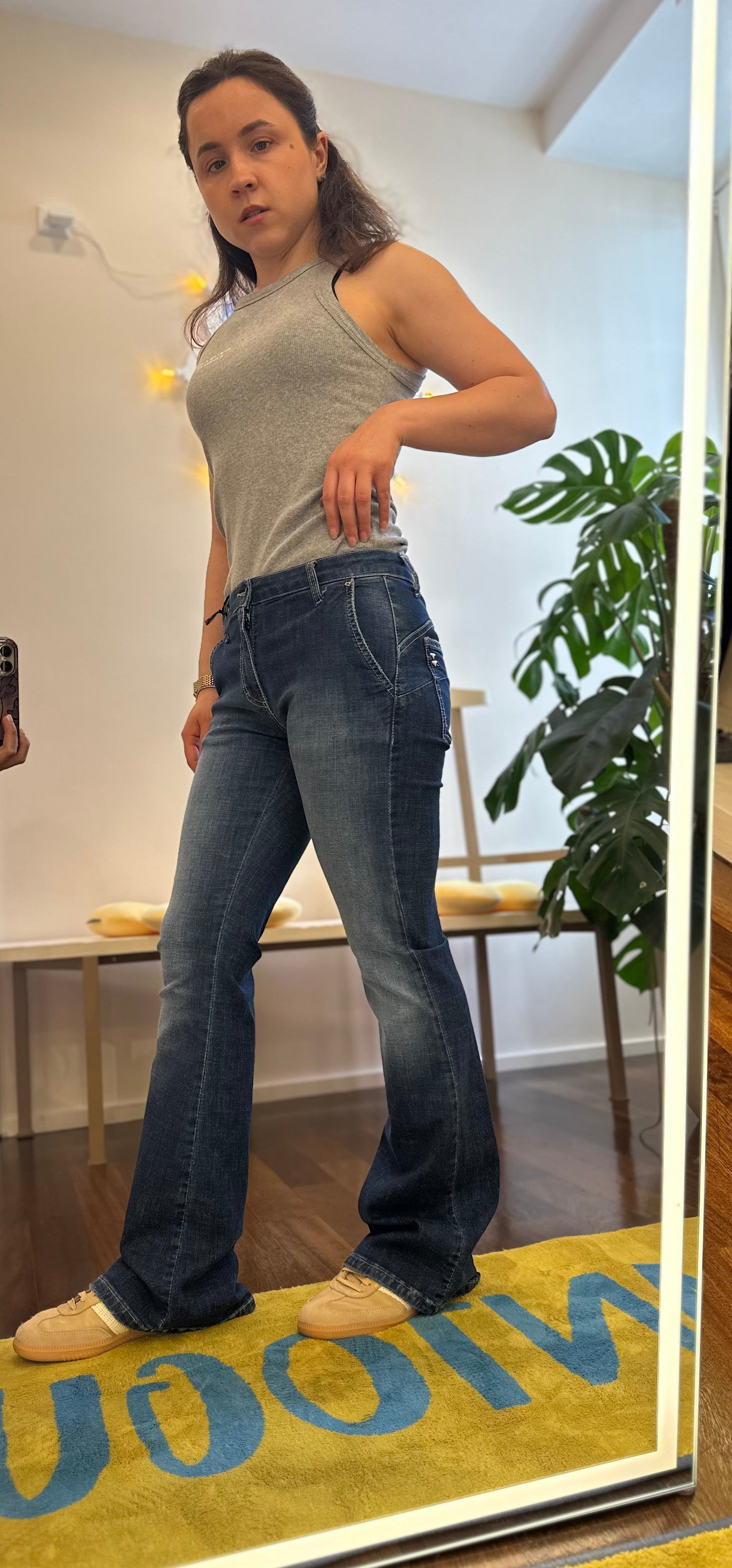 Blaue Jeans Mittlere Taille Boot Cut