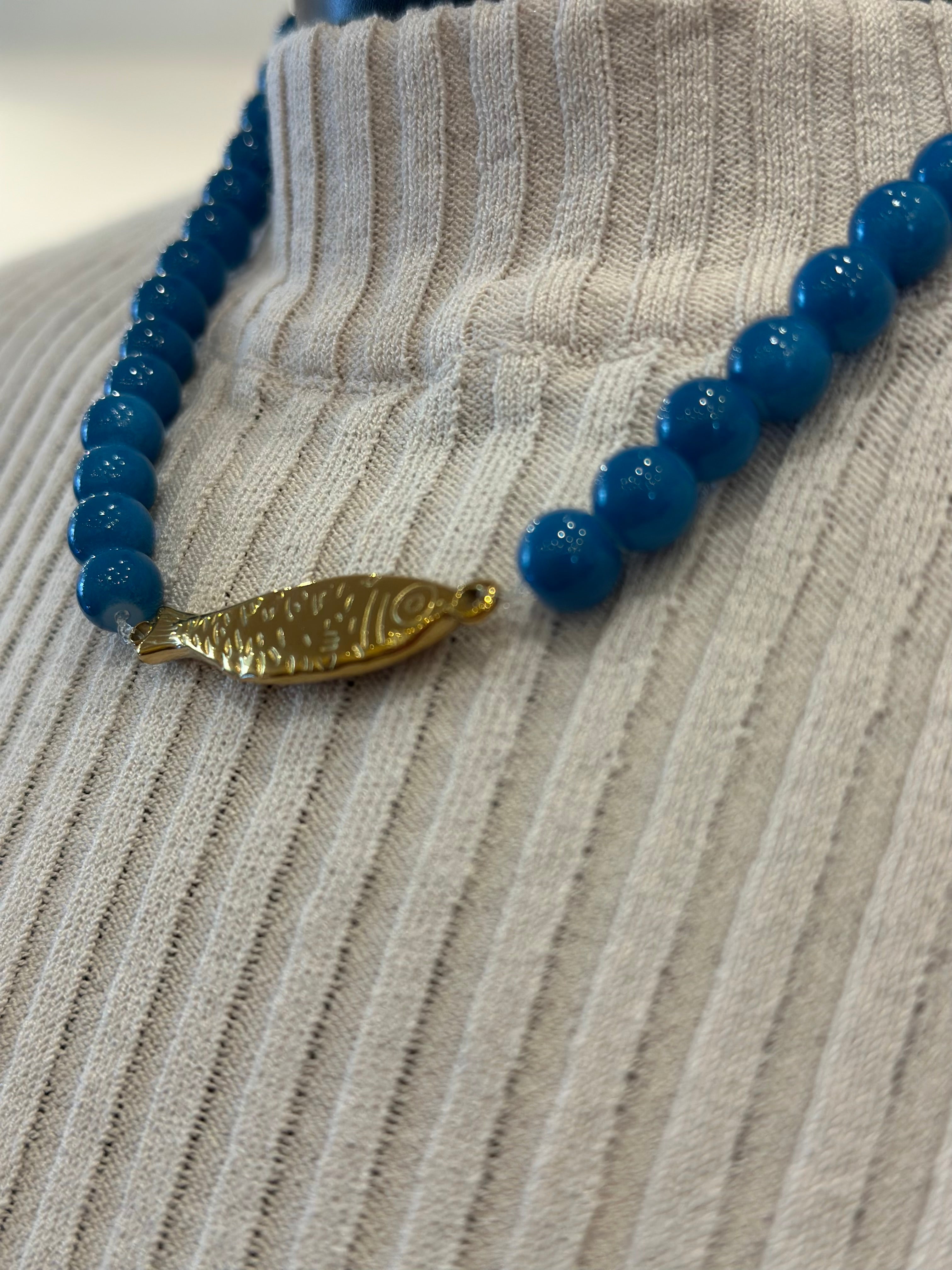 Nali  Halskette – Blaue Perlen mit Fisch