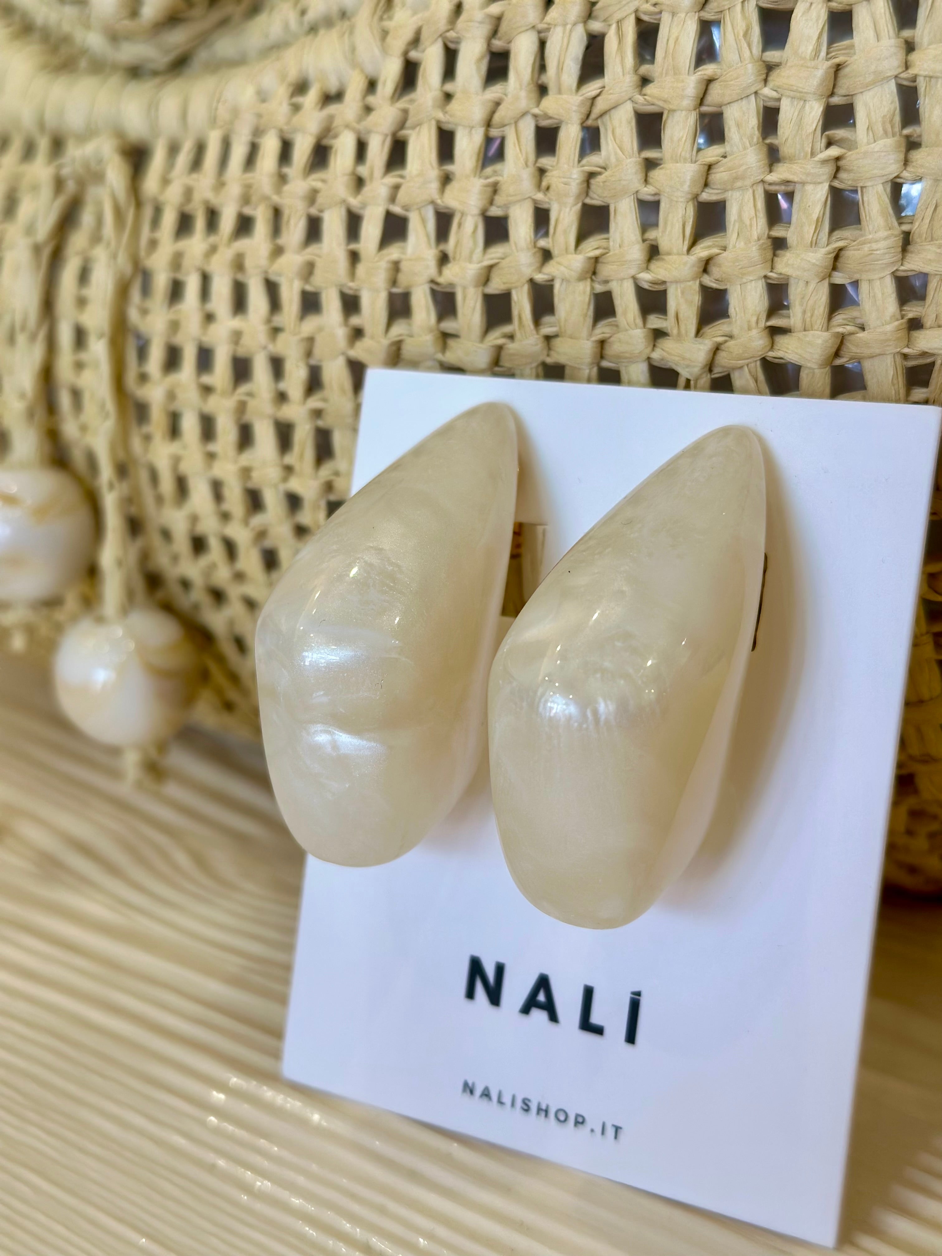 Ohrringe aus Harz Creme Nali