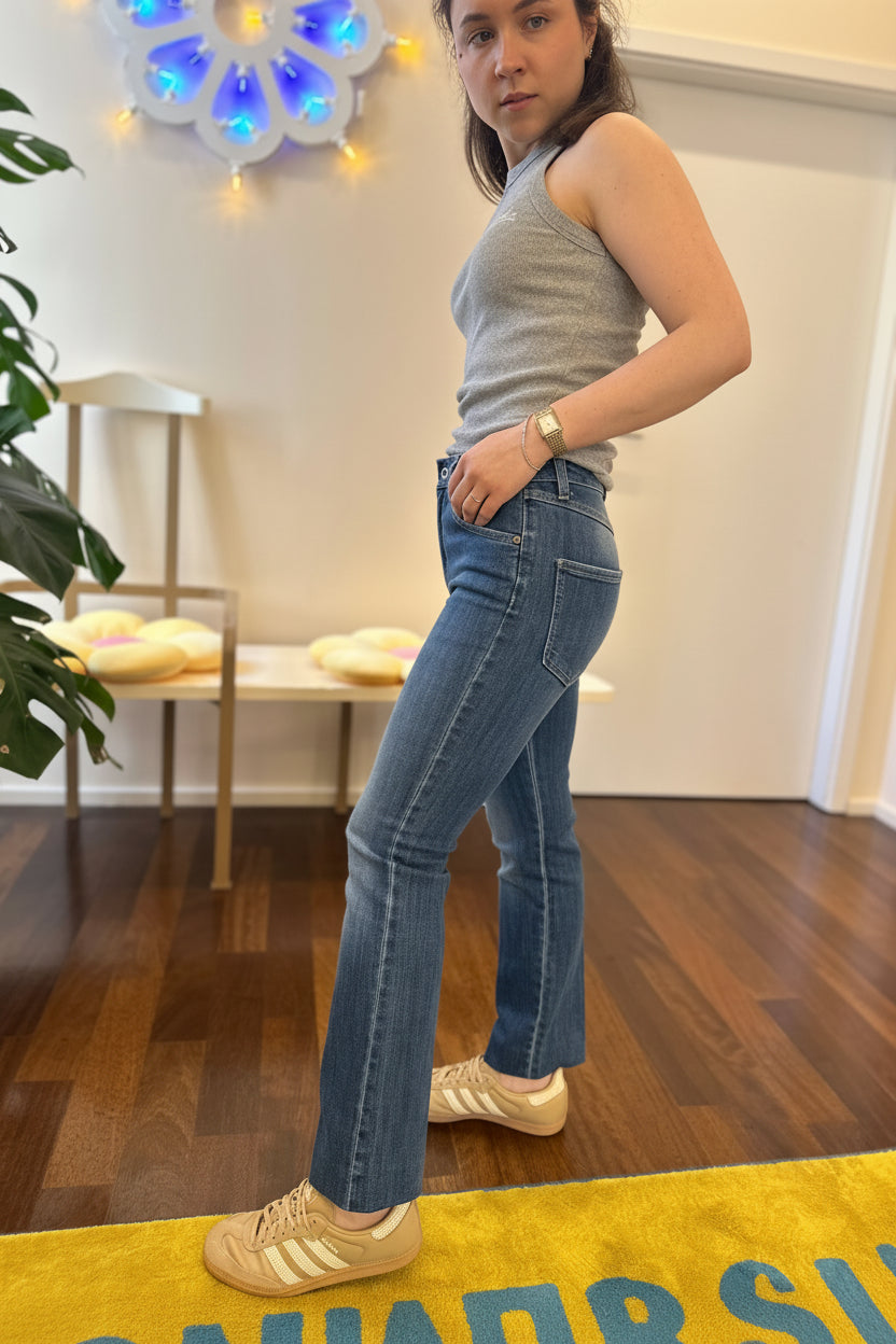 Blaue High-Waist Straight Jeans