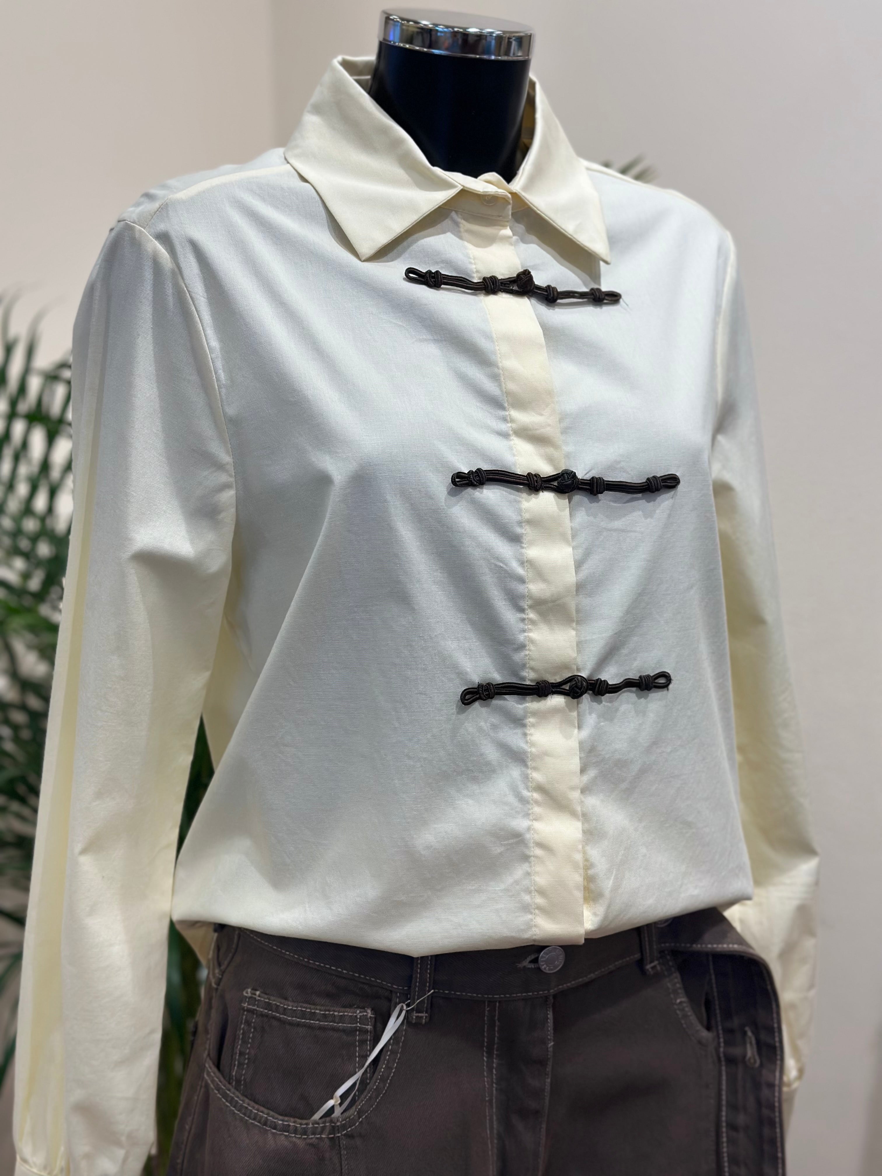 Slim-Bluse mit Posamentenverschlüssen Gelb Kontatto