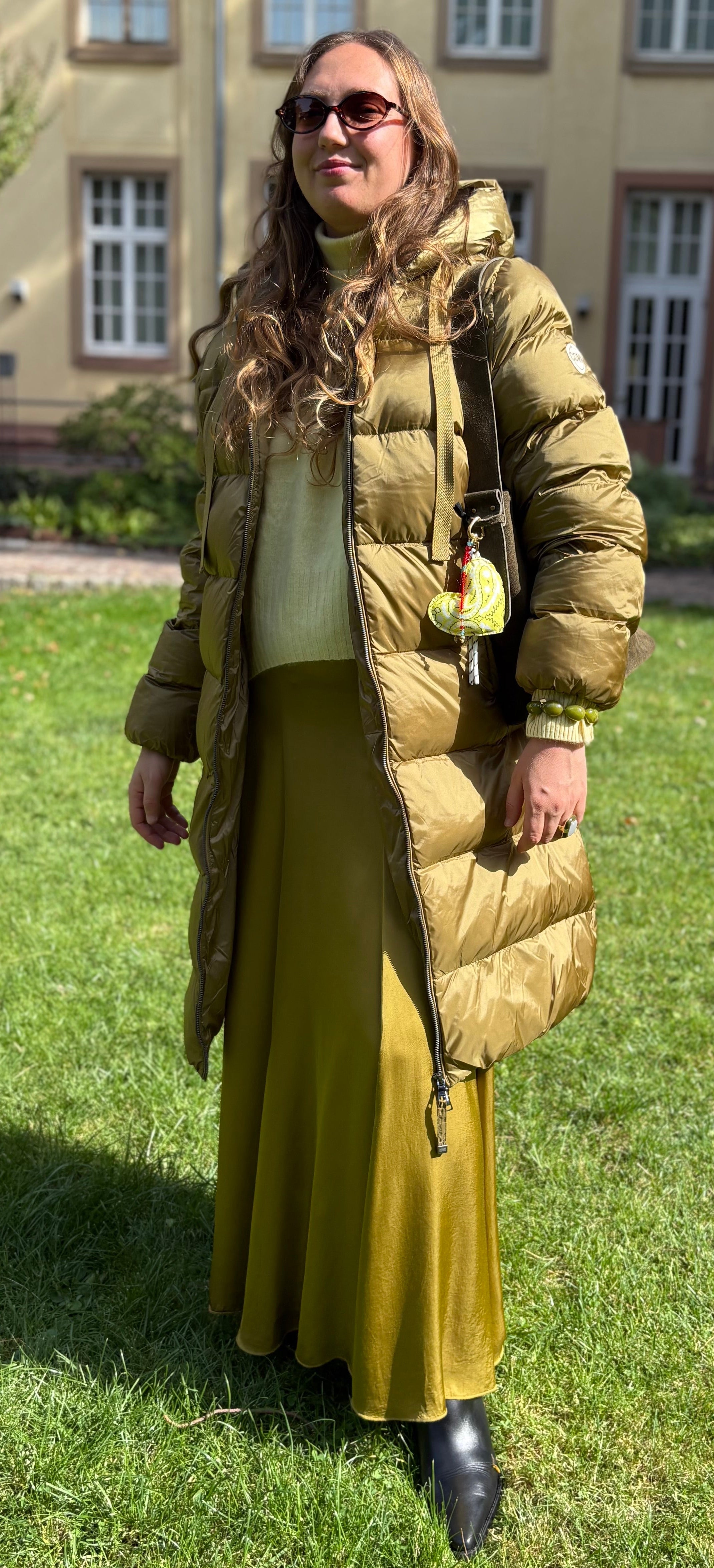 Lange Steppjacke Sion Grün mit Kapuze – NO.1 COMO