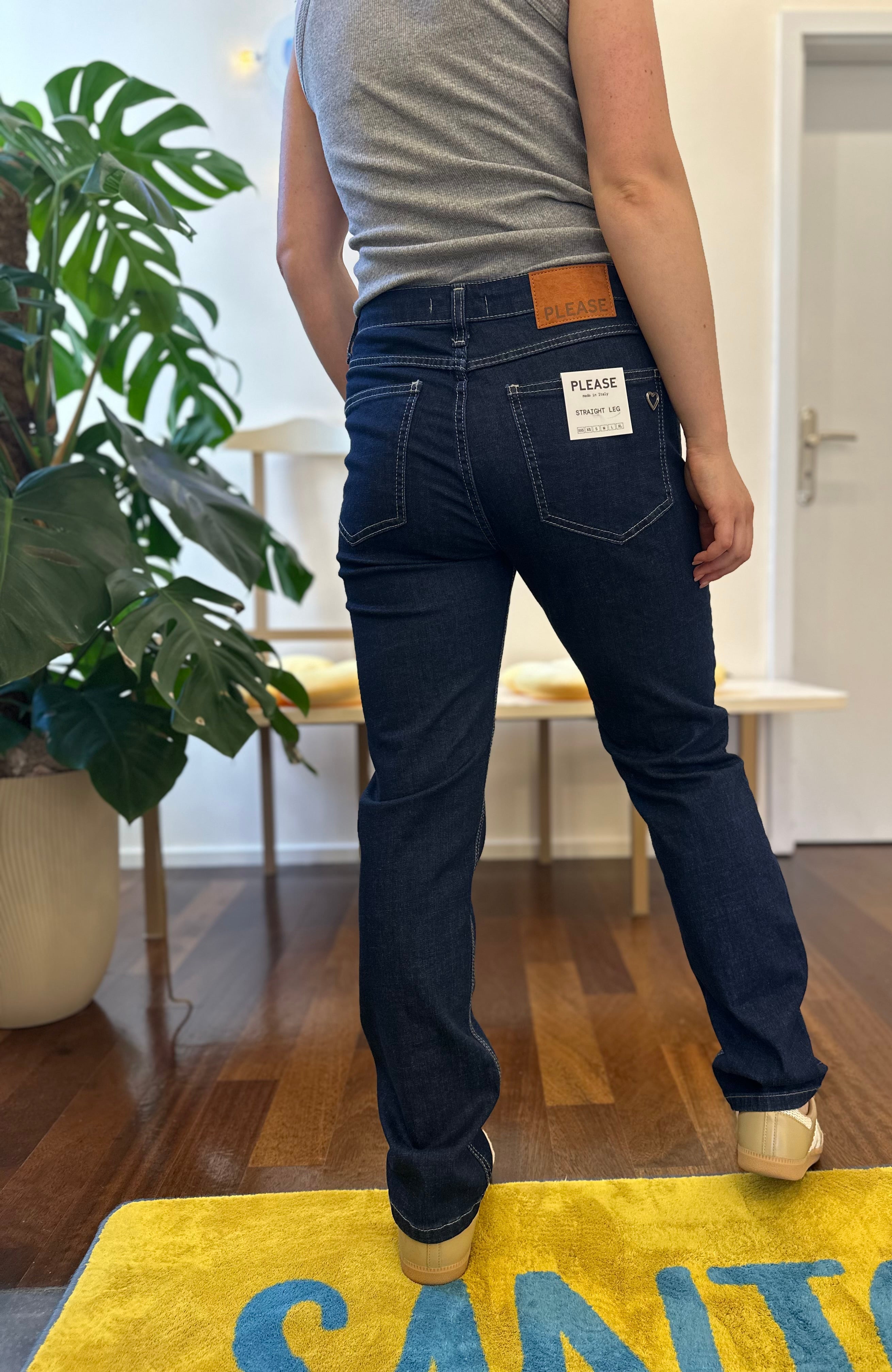 Blue Jeans Straight Leg