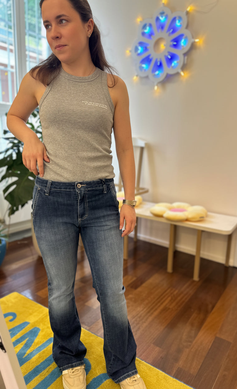 Blaue Jeans Mittlere Taille Boot Cut