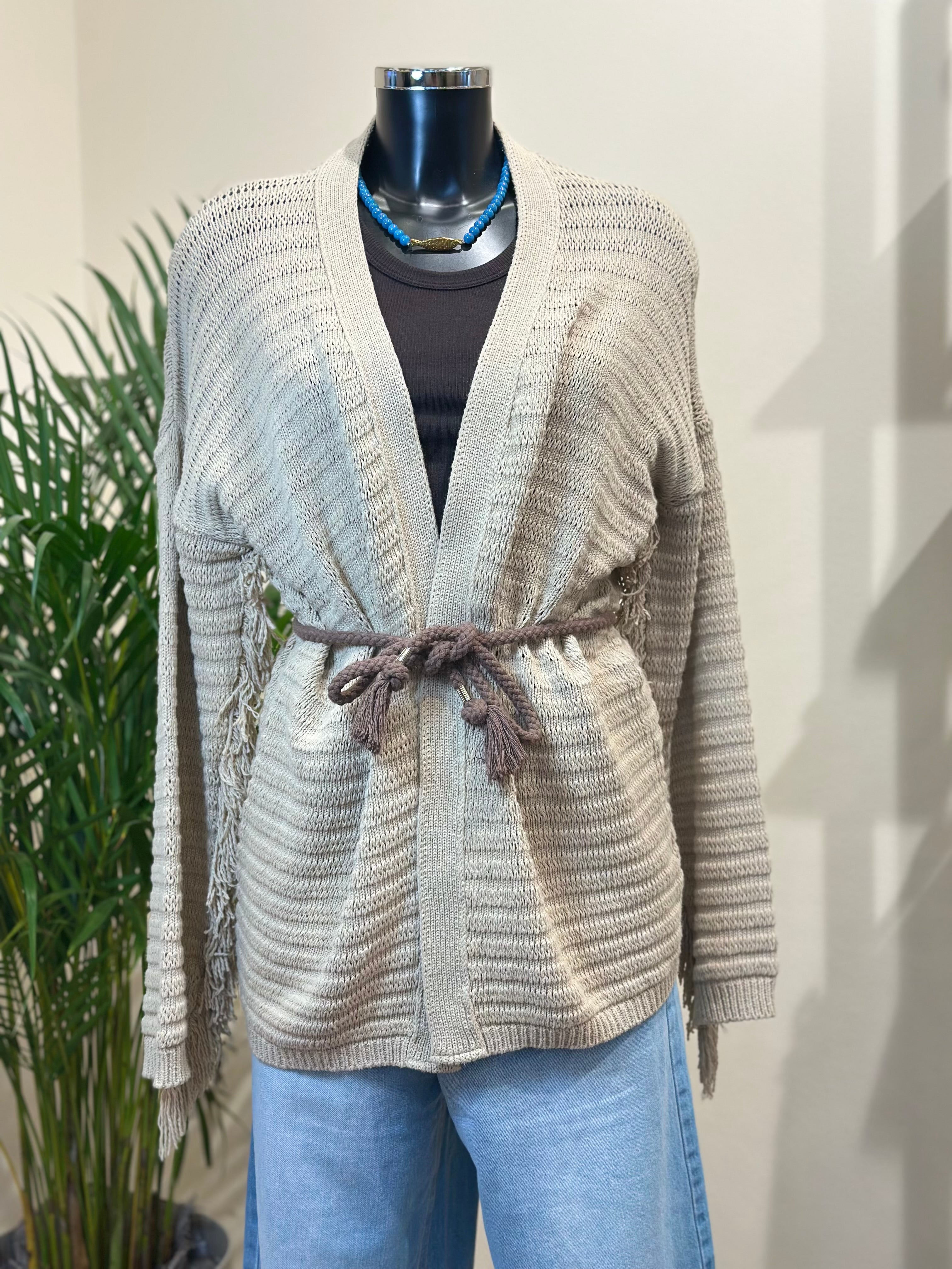 Cardigan mit Fransen Beige Kontatto