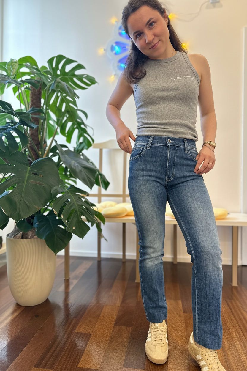 Blaue High-Waist Straight Jeans