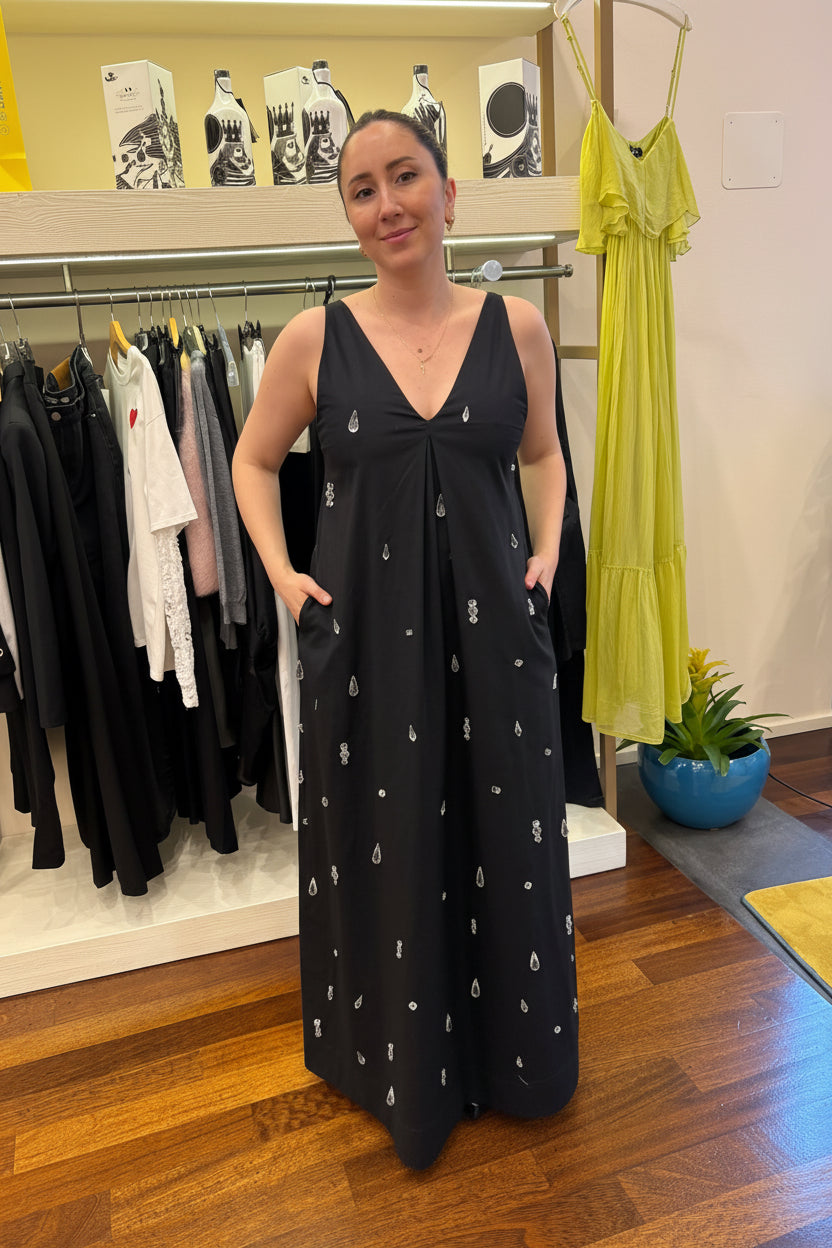 Kleid mit Applikationen Schwarz Jijil